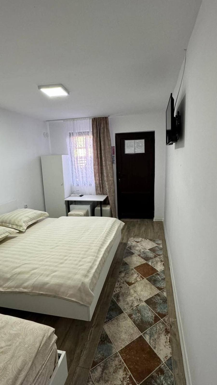 Cris & Mona Hotel Săpînţa Kültér fotó